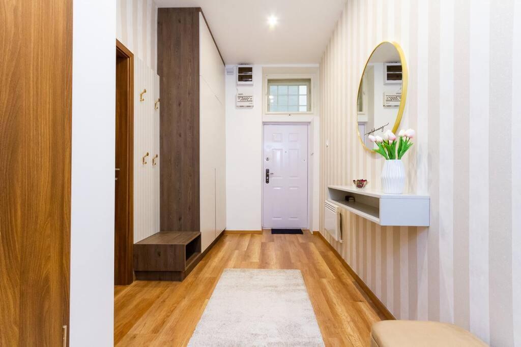 Luxe Haven On Lonyay By Newave Apartments 부다페스트 외부 사진