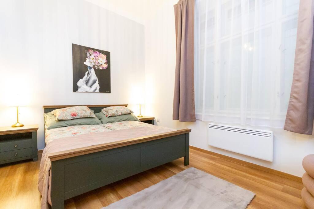 Luxe Haven On Lonyay By Newave Apartments 부다페스트 외부 사진
