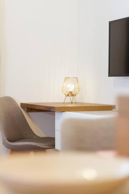Luxe Haven On Lonyay By Newave Apartments 부다페스트 외부 사진