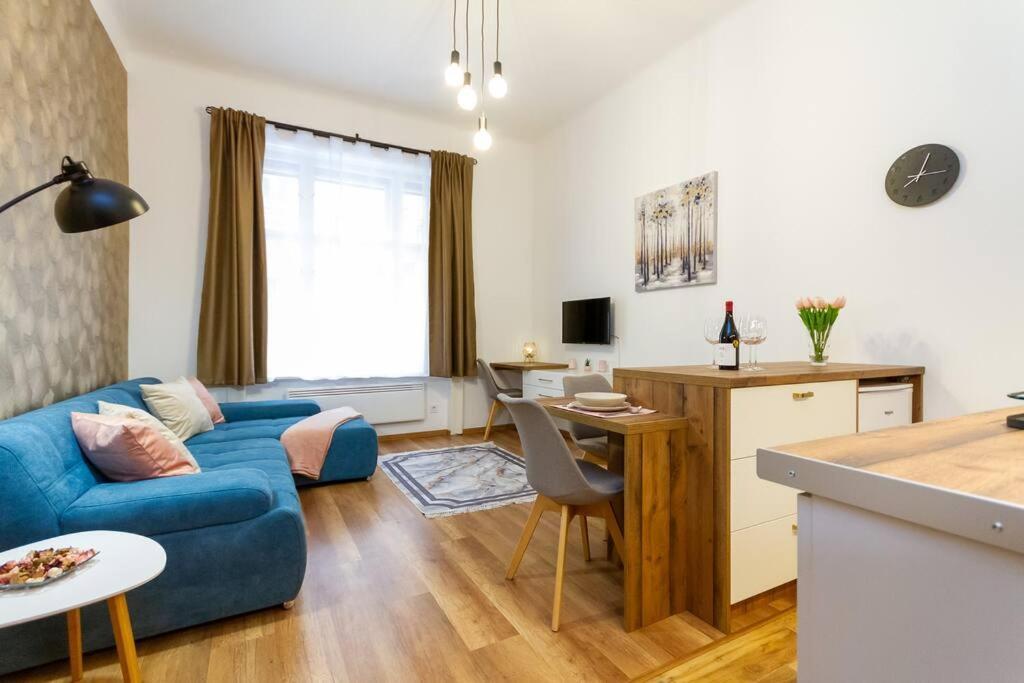 Luxe Haven On Lonyay By Newave Apartments 부다페스트 외부 사진